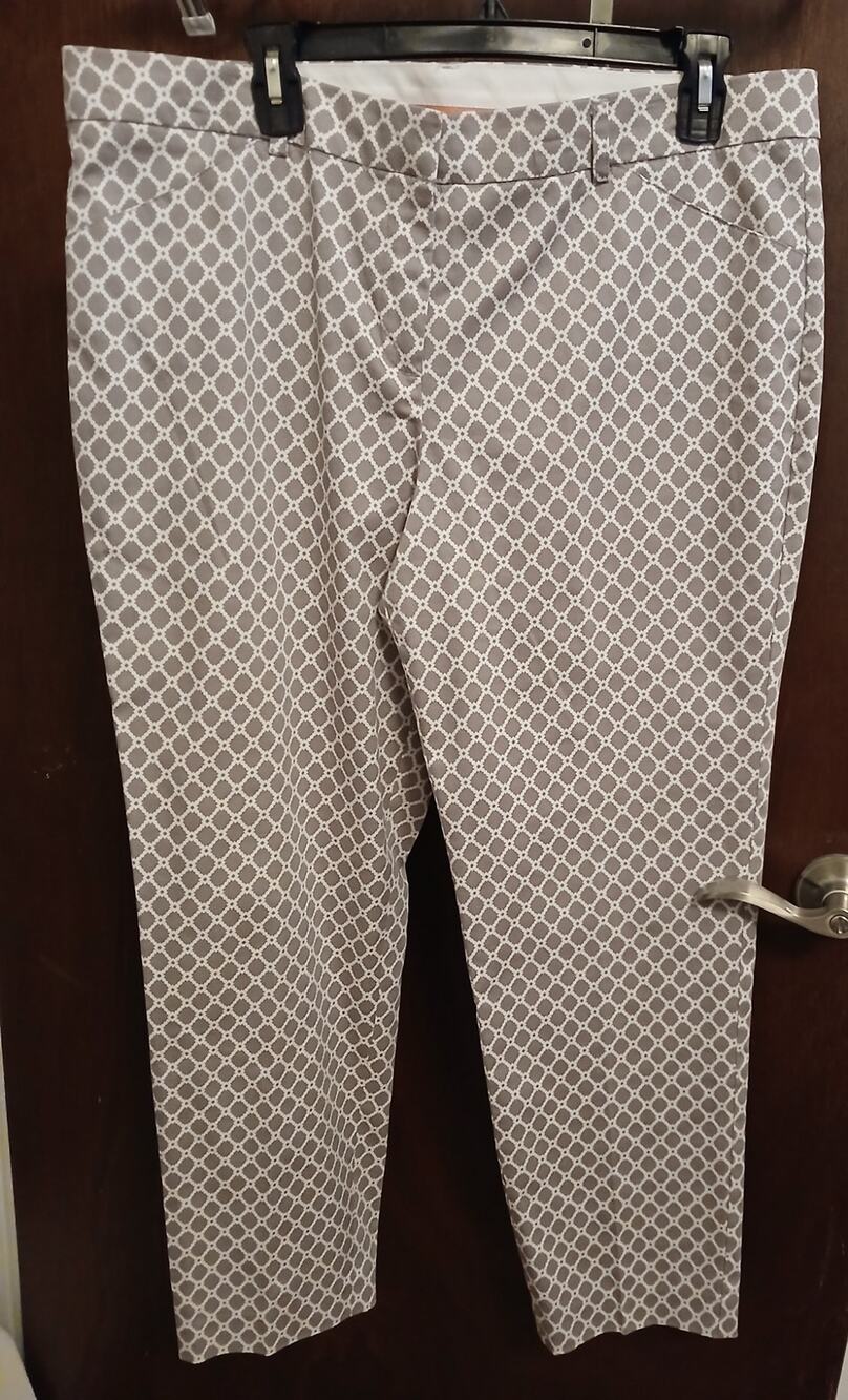 Zac & Rachel Pants Taupe Gray and White Print Tapered Leg Size 16 Career Work XL